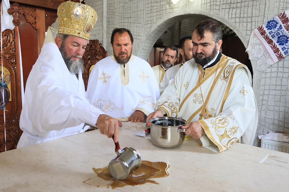 EXCLUSIV. Mai mulți preoți ortodocși, sancționați pentru nesupunere în Satu Mare