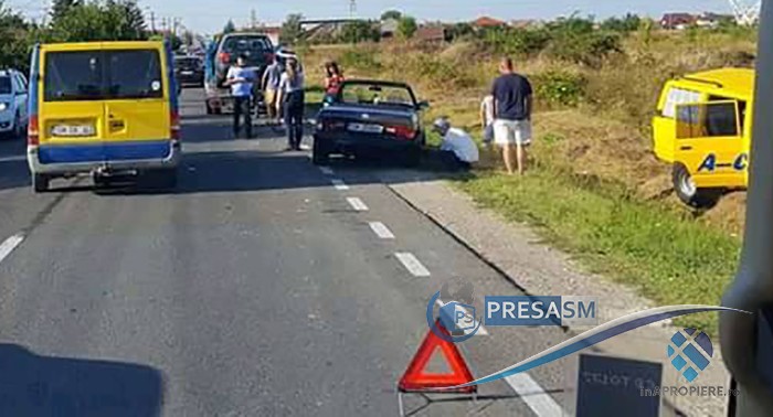 FOTO. Accident în lanț pe Bulevardul Lucian Blaga. Vinovat: o tânără șoferiță