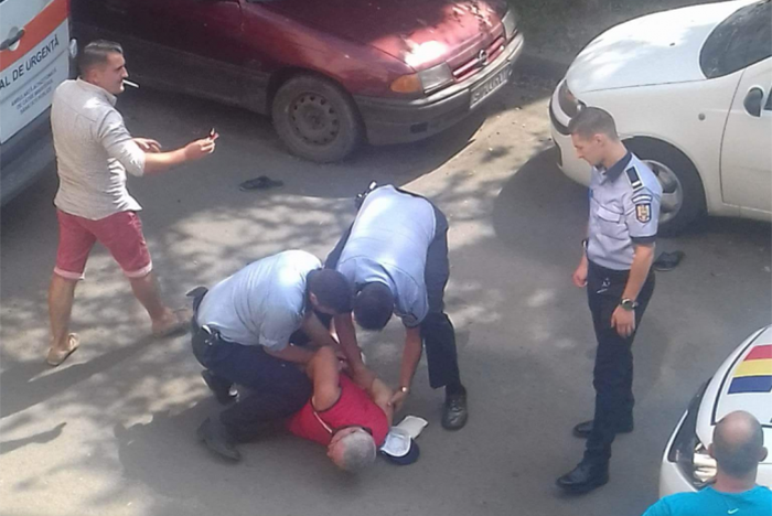 FOTO. Un sătmărean s-a răstit la polițiști în Satu Mare. Încătușat pe loc