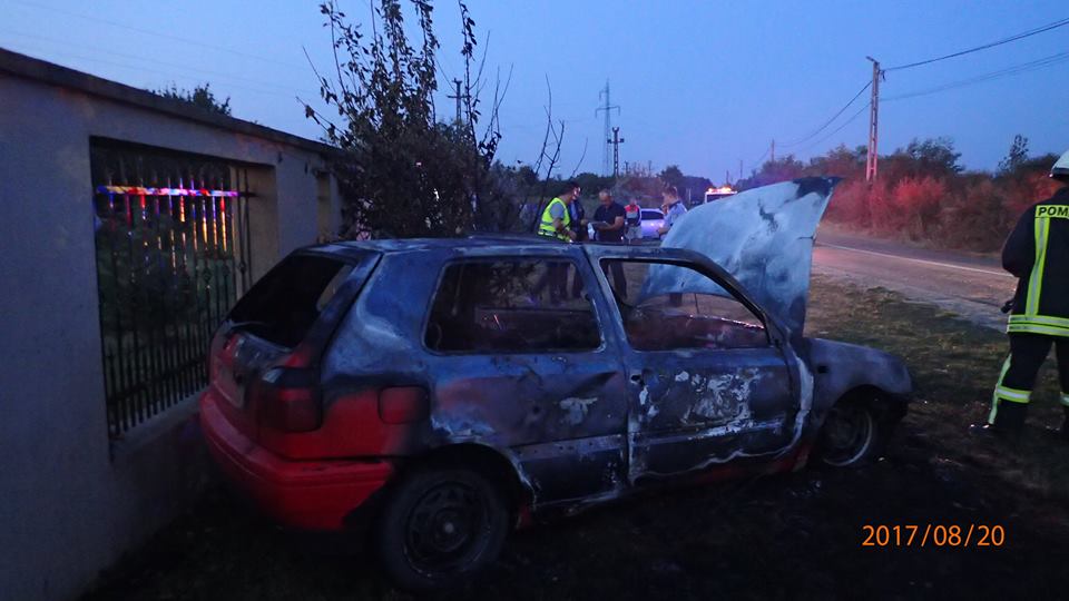 FOTOGALERIE. Accident grav. Mașină făcută scrum în Satu Mare, șoferul a fugit