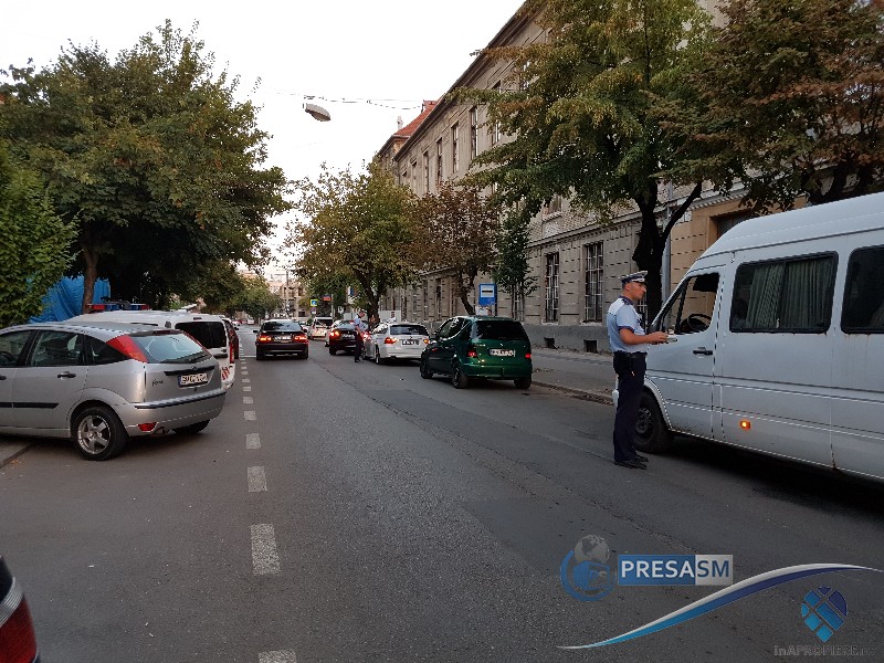 INCONȘTIENT. La volanul mașinii, fără permis, de Zilele Orașului Satu Mare!