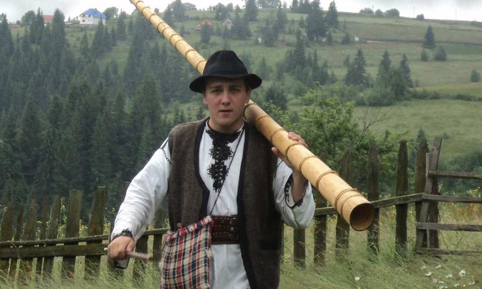 DERANJEAZĂ?! O carte despre moții și șvabii din Sătmar, fără finanțare de la Consiliul Județean