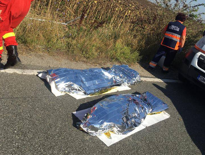 FOTOGALERIE. Doi tineri au murit într-un teribil accident. Imaginile dezastrului
