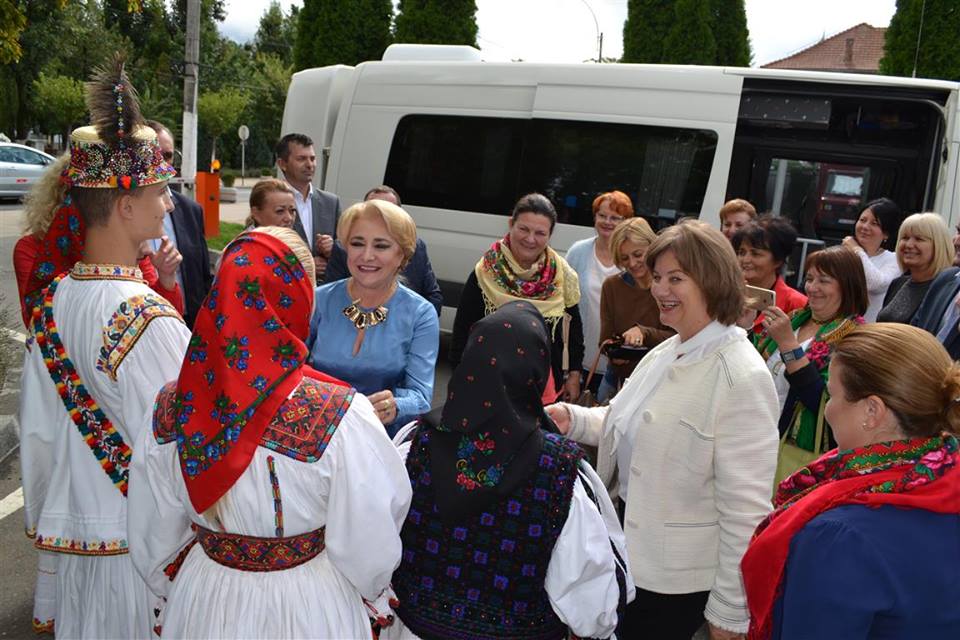 Premierul Viorica Dăncilă vine la Sâmbra Oilor. Baie de mulțime săptămâna viitoare