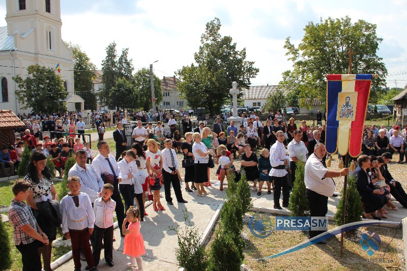 FOTOREPORTAJ. Sărbătoare în inima Țării Codrului. Tricolor, tradiție și credință