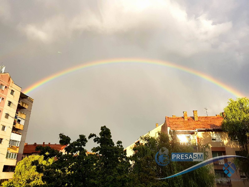 FOTOGALERIE impresionantă. Curcubeu superb peste cerul județul Satu Mare