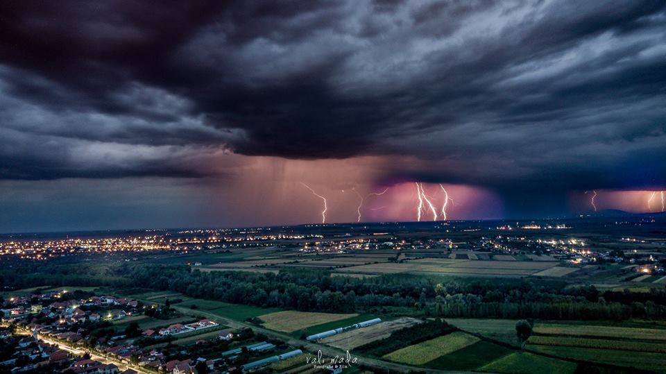 FOTO. Imagine ireală suprinsă în municipiul Satu Mare