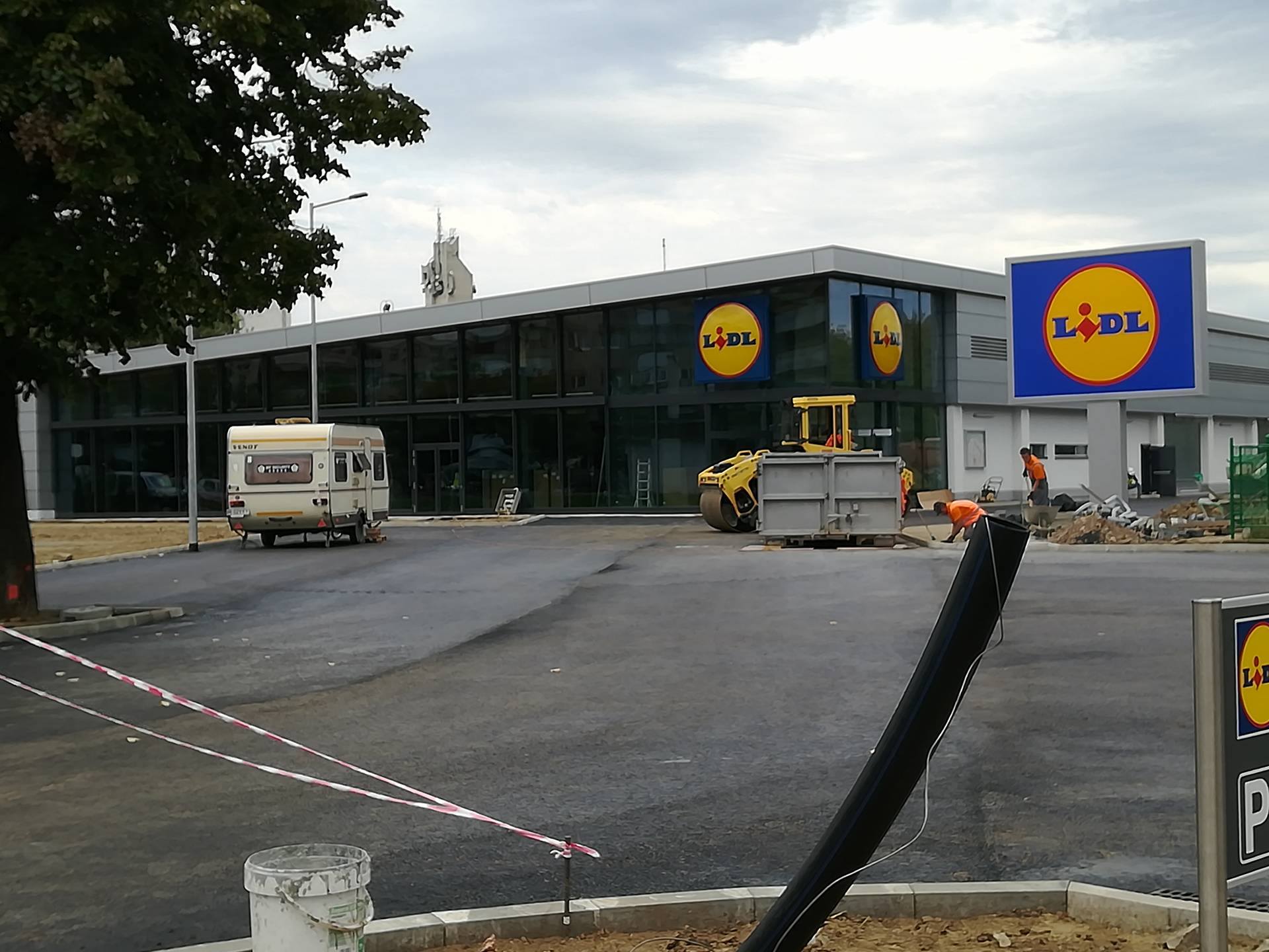 ULTIMATUM! Primăria blochează deschiderea Lidl! Întârziere de peste o lună?!