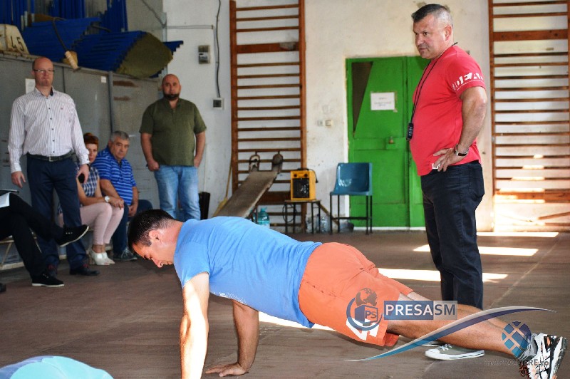 FOTO. Adio, polițiști burtoși! Se angajează zeci de polițiști locali atletici la Satu Mare