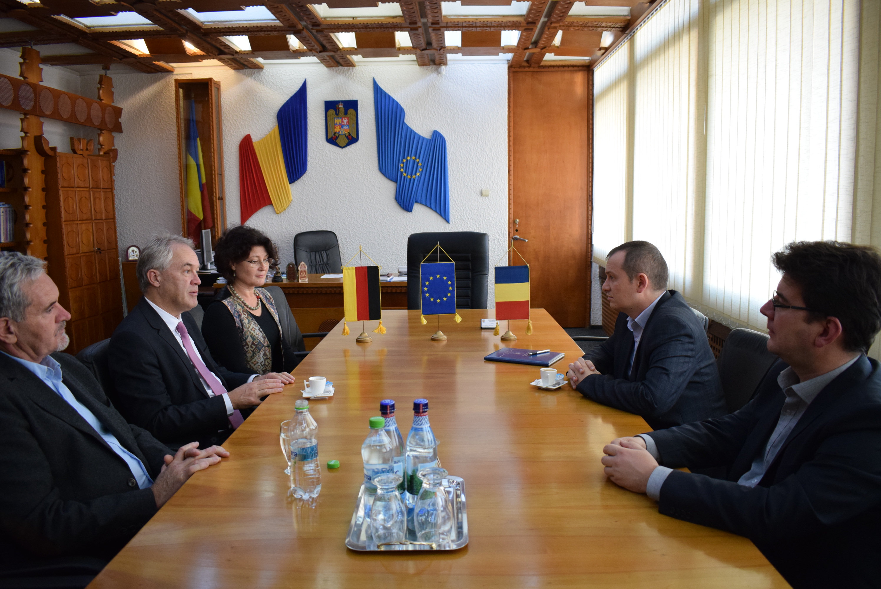 Ambasada Germaniei le explică autorităților cum se poate dezvolta județul Satu Mare