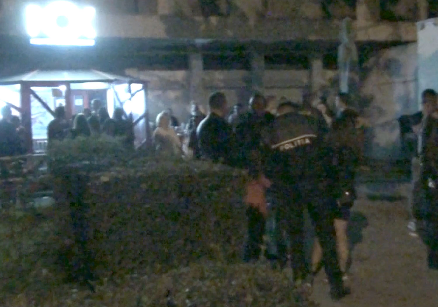 Rromii umblă cu pistolul după ei prin cluburile din municipiul Satu Mare