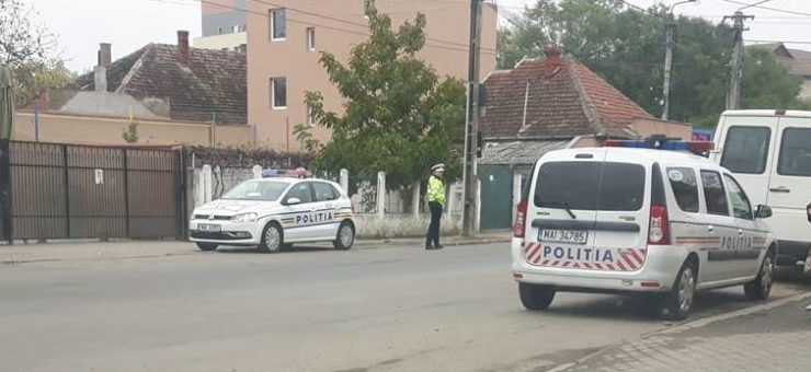 Minor (16 ani) s-a plimbat seara cu autoutilitara. Cum l-au ”premiat” polițiștii