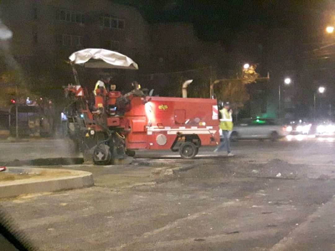 FOTO. La sensul de la Crinul se poate lucra și noaptea! Lidl trage tare pentru a termina lucrările
