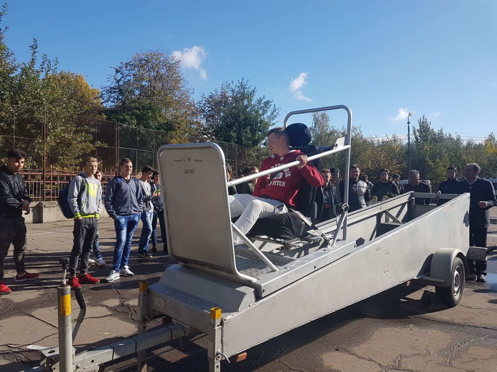 FOTO. Simulator de accidente în centrul Sătmarului. Toți sătmărenii îl pot testa gratuit