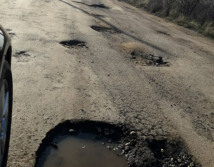 VIDEO. Evul mediu! Cel mai catastrofal drum din județul Satu Mare