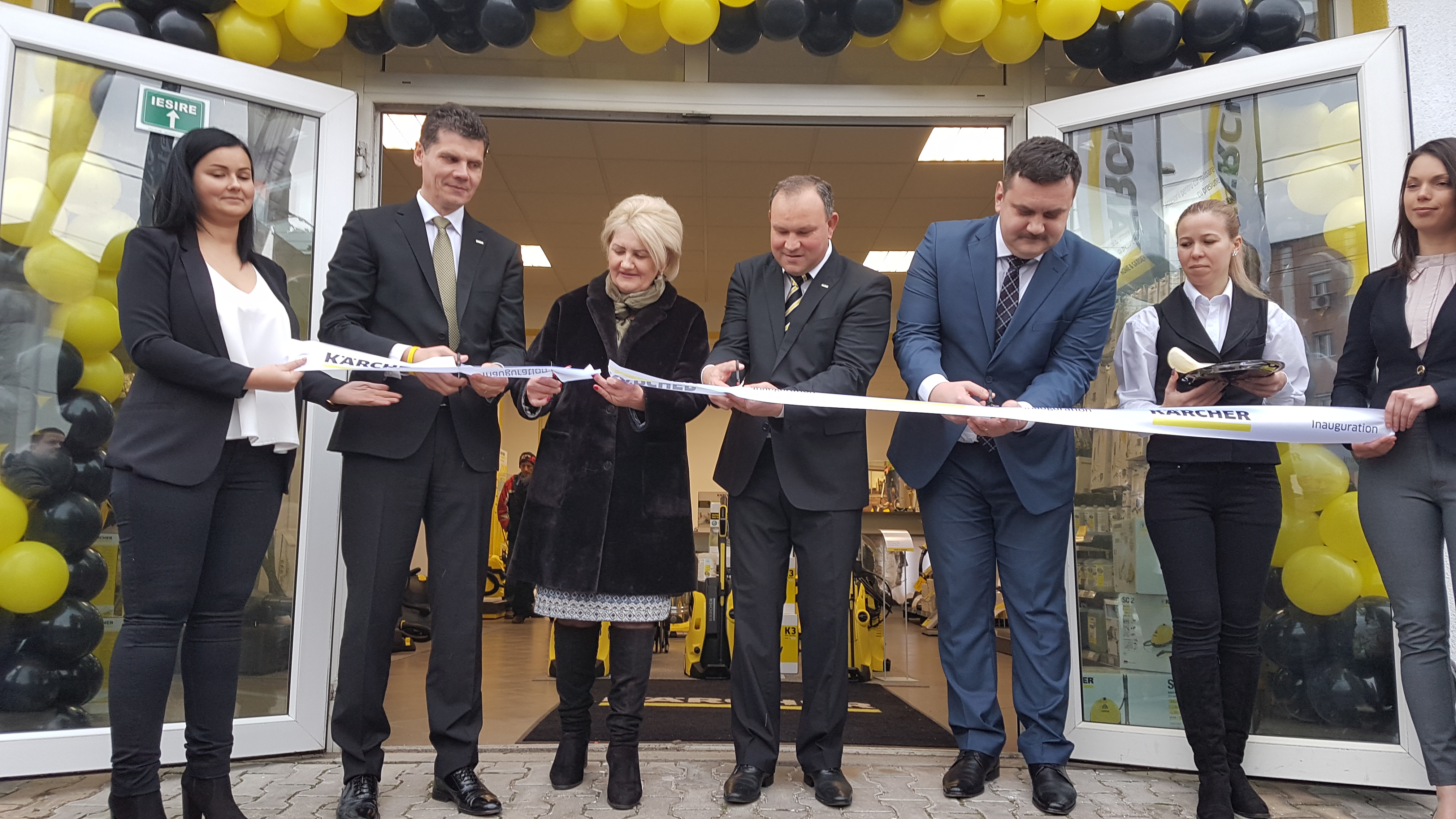 FOTO&VIDEO. Karcher Center și-a deschis porțile, în municipiul Satu Mare. Reduceri importante