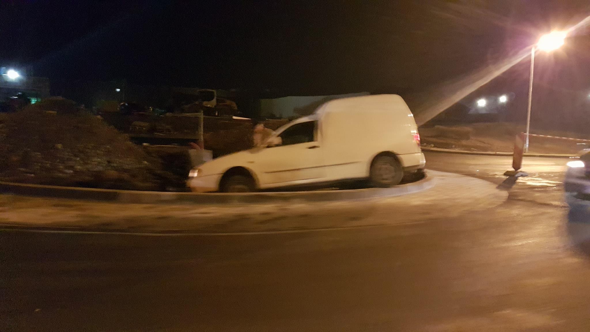 FOTOGALERIE. Mai multe mașini au ”parcat” în sensul de pe Botizului. Accidente în lanț