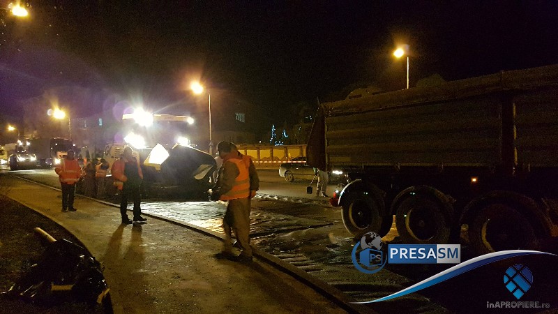 FOTO/VIDEO. Lucrări și noaptea la sensul giratoriu de pe Botizului. Trafic aglomerat
