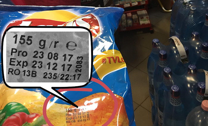 FOTO.  Produse expirate în unele magazine de cartier din Satu Mare. O normalitate