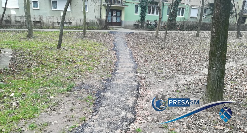 FOTO. Sătmărenii, avertizați să nu își asfalteze singuri cărările...din parcuri. Ultimatum în Micro 14