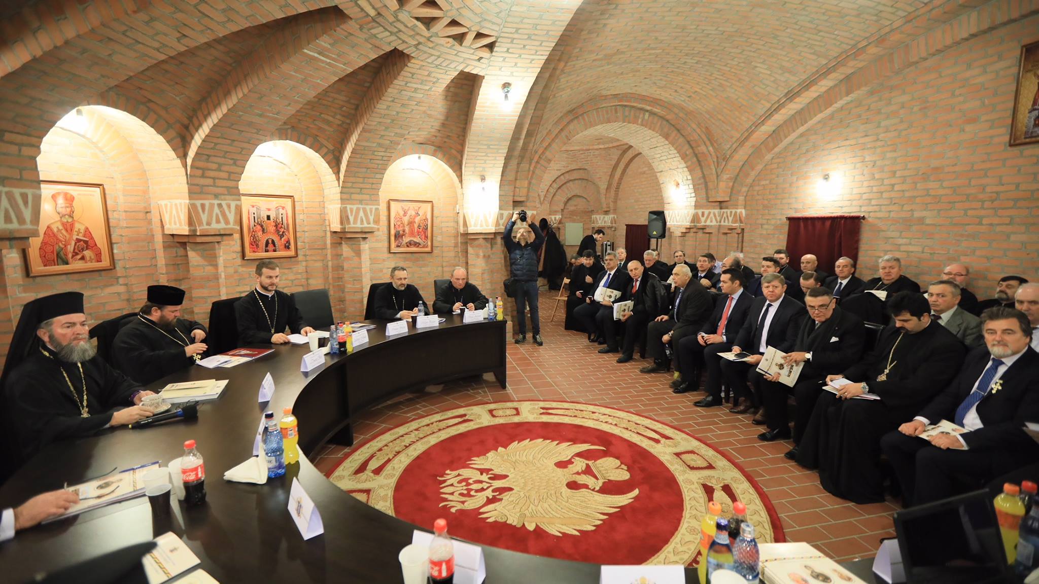 ANGAJAMENT. Biserica Ortodoxă va deschide centre sociale în Satu Mare. Inclusiv capelă pentru surdo-muți