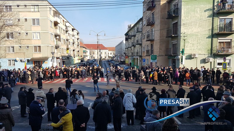 FOTO/VIDEO. Mica Unire și Marea Horă la Satu Mare. Imagini impresionante, cu sute de participanți