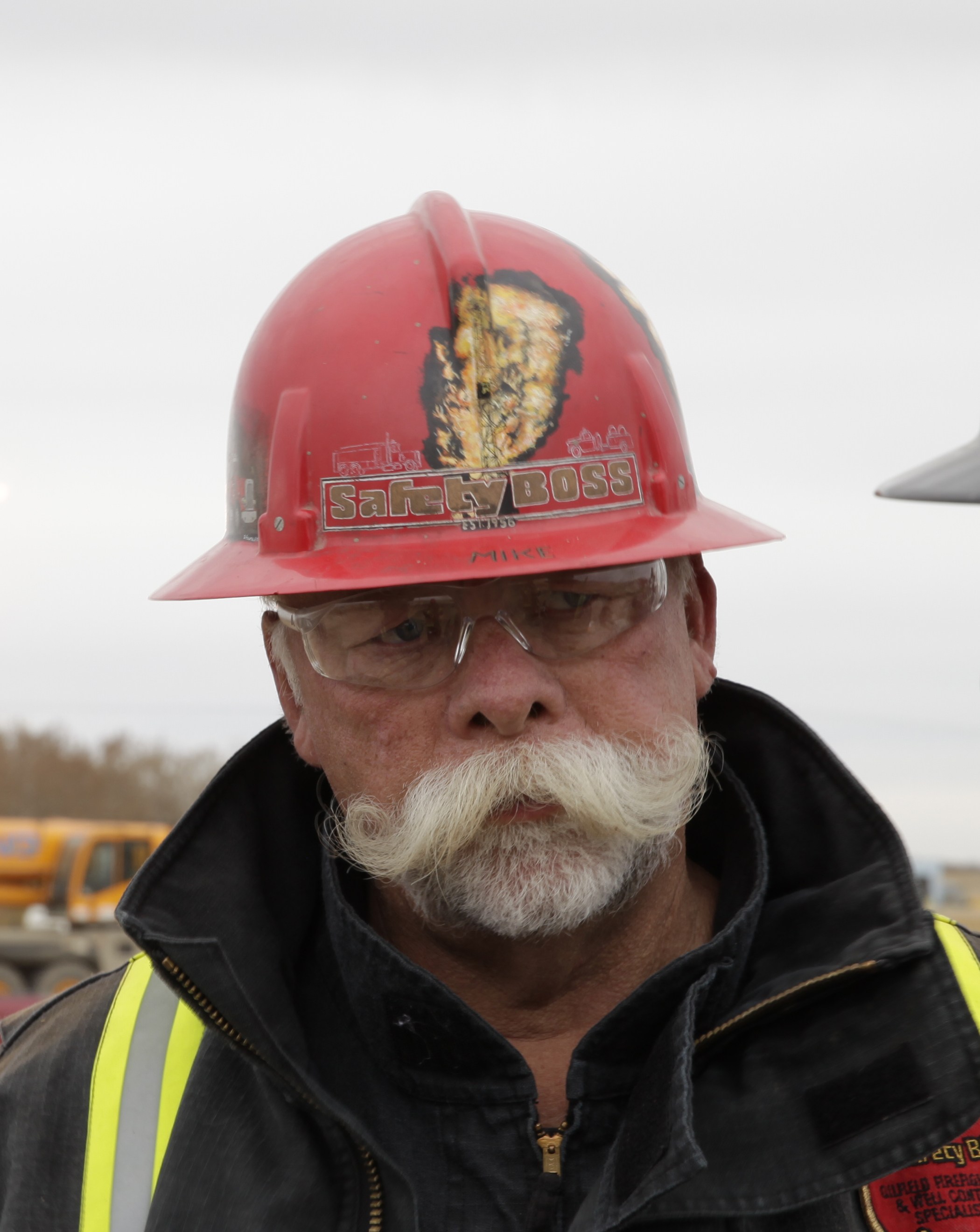 FOTO. Povestea canadianului care a rezolvat situația de la Moftin. Zeci de ani de experiență