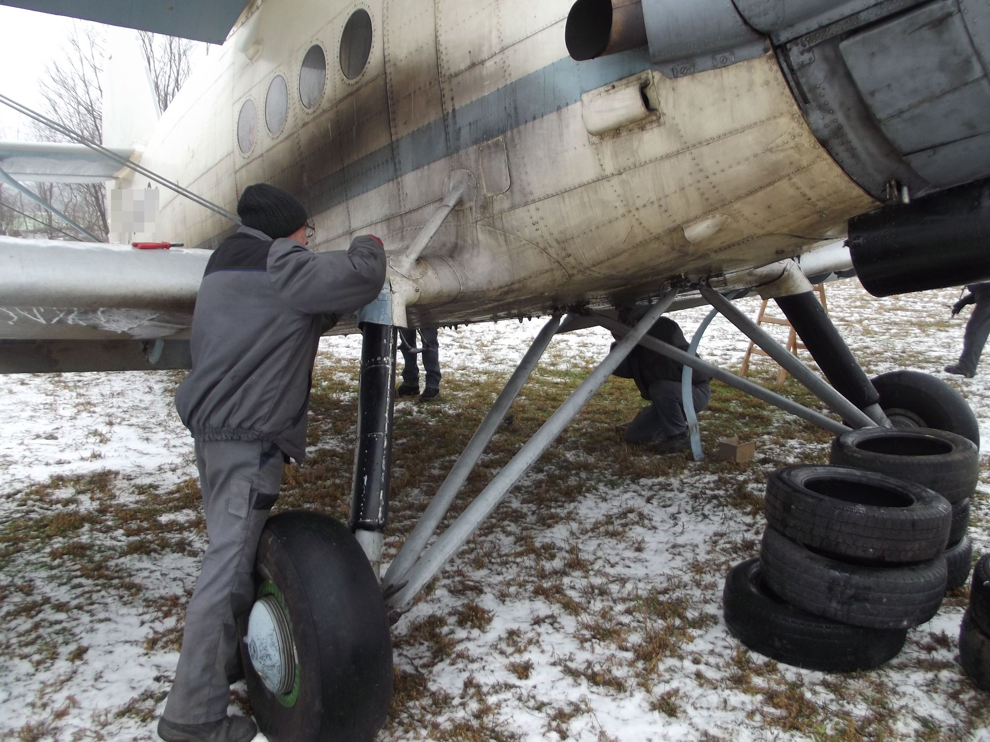 FOTO/VIDEO. Migranții, transportați cu avionul la granița României! Cum au fost prinși de autorități