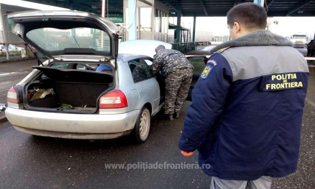 FOTOGALERIE. Sătmărean lăsat fără mașină în Vama Halmeu. Amendă mai mare decât câștigul