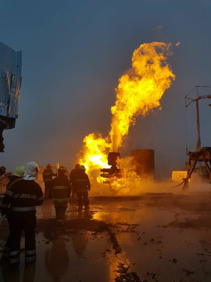 FOTOGALERIE. Se pregătește intervenția finală la Moftin! Se injectează nămol în sonda de gaze