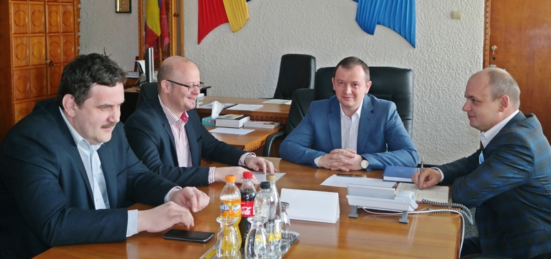 Prefectul, acuzat că vrea să provoace un conflict interetnic. Pataki Csaba a ieșit și el la atac