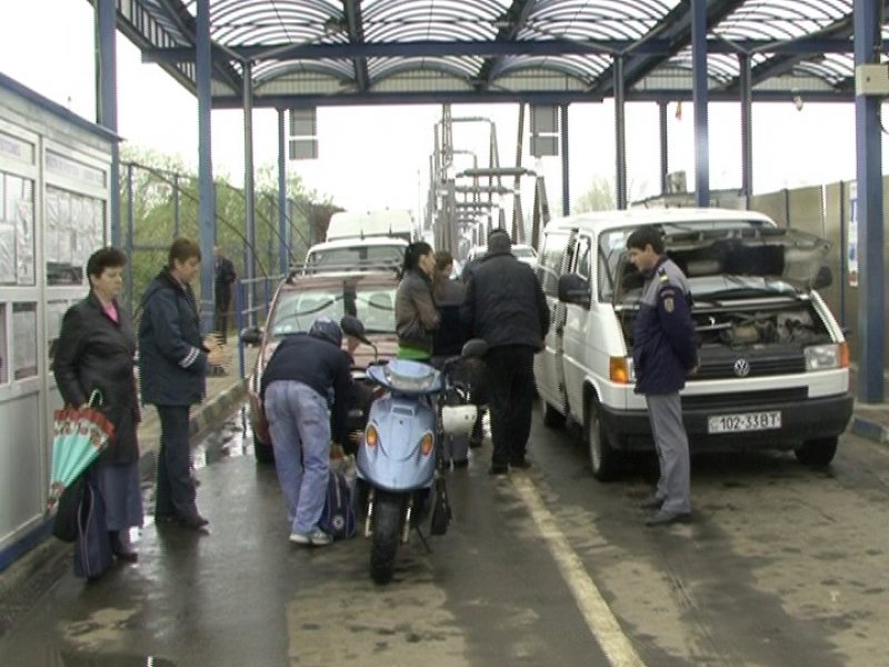 FOTO. Cel mai incredibil ”loc de muncă” din Satu Mare! Miroase a ilegalitate