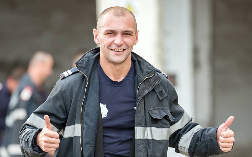 SUPEREROU. Sătmăreanul Olimpiu Moș, pompier de onoare al anului în România