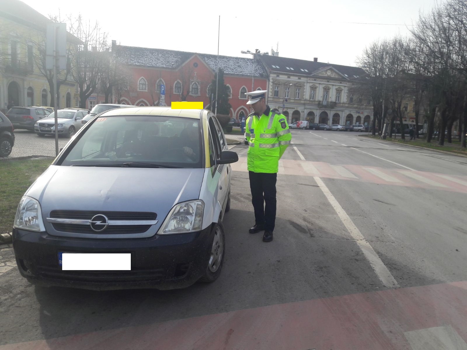 FOTOGALERIE. Razii de amploare ale polițiștilor rutieri în centrul Sătmarului