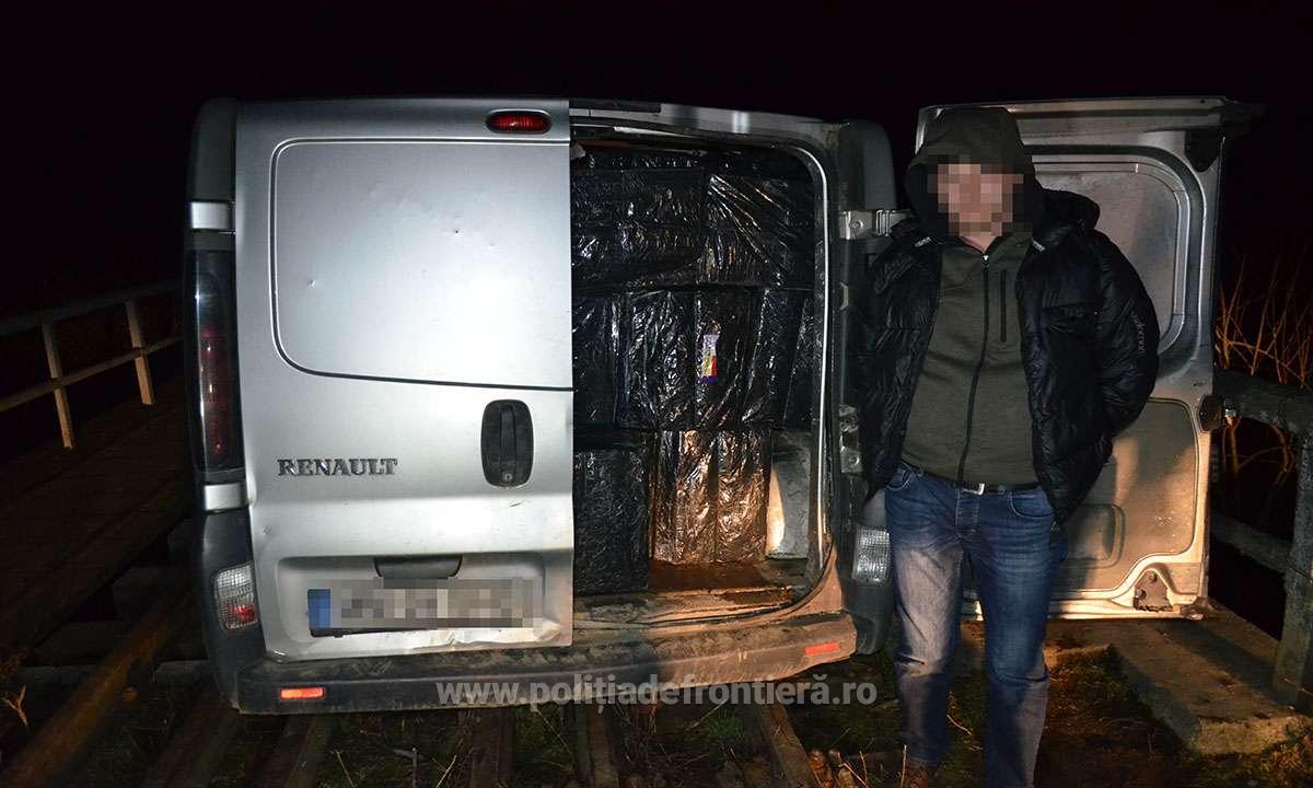 FOTO/VIDEO. Ucrainean, urmărit de polițiști ca-n filme! ”Marfă” de circa 100.000 de euro