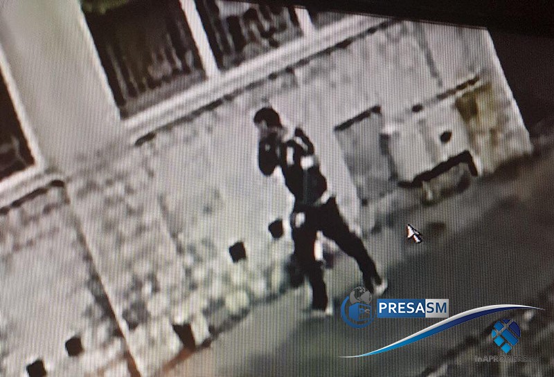 VIDEO EXCLUSIV! Cum a evadat deținutul, pe geam, din Tribunalul Satu Mare