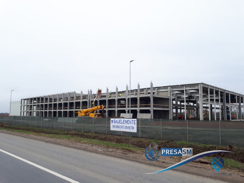 FOTOGALERIE. Se construiește mega fabrica de zeci de milioane euro. Sute de noi locuri de muncă
