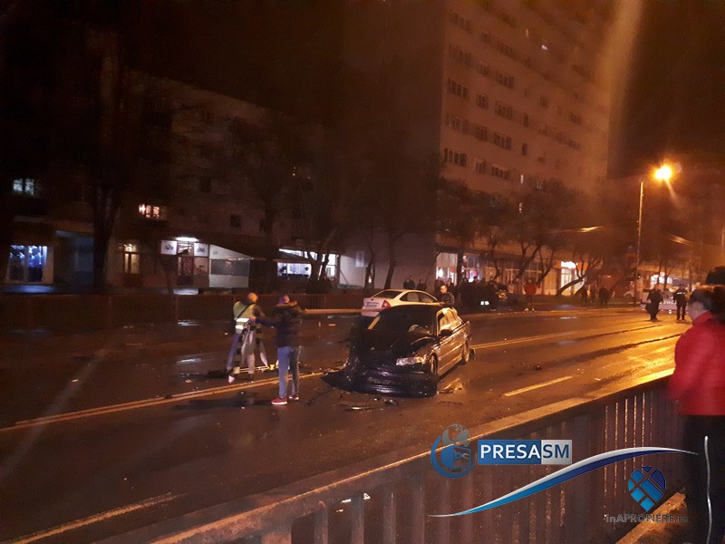 FOTO/VIDEO. Accident în lanț în Satu Mare. Impact între trei mașini