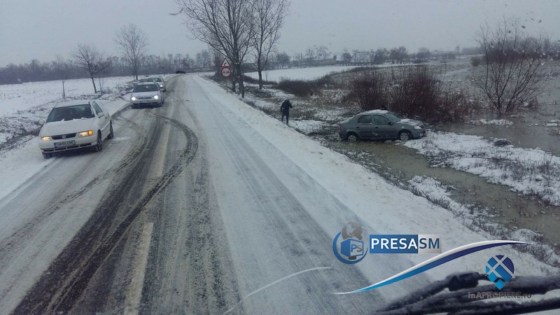 FOTO. Un nou accident din cauza condițiilor de drum