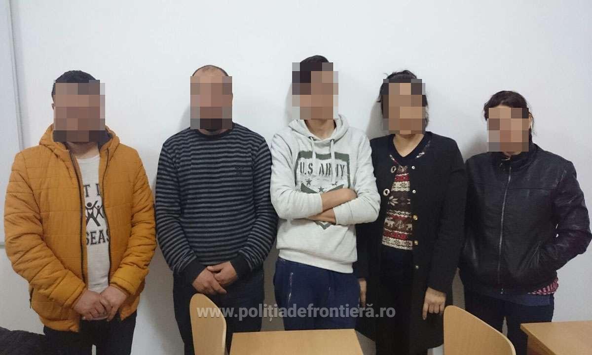FOTO. Grup de migranți reținut lângă municipiul Satu Mare. Tot mai mulți