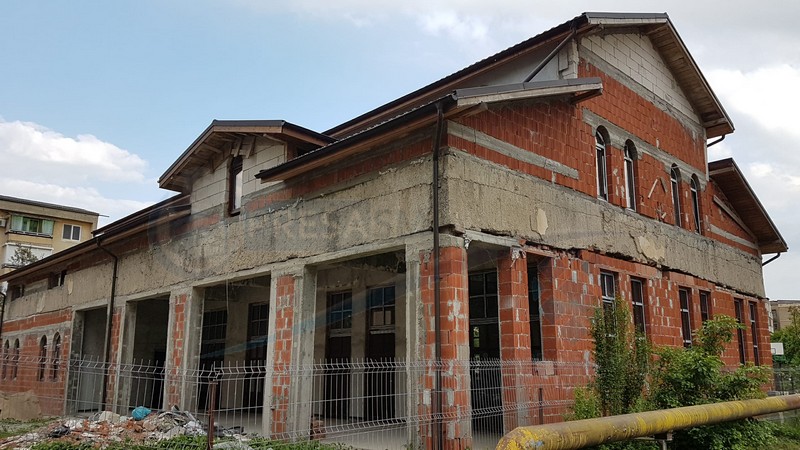 FOTOGALERIE. Povestea centralei termice transformate în biserică, în municipiul Satu Mare