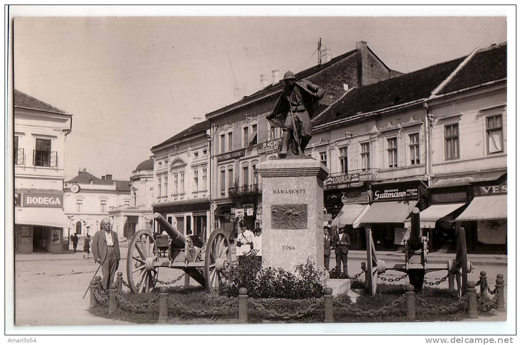 FOTO. Dispărută fără urmă, Statuia Eroului Necunoscut, reamplasată în centrul Sătmarului