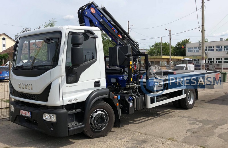 FOTO. Încep ridicările! Zeci de noi automate de bilete și o autospecială de ridicat mașini