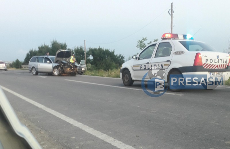 Frontálisan ütközött két autó az Avasban. Egy 20 éves fiatal volt a hibás