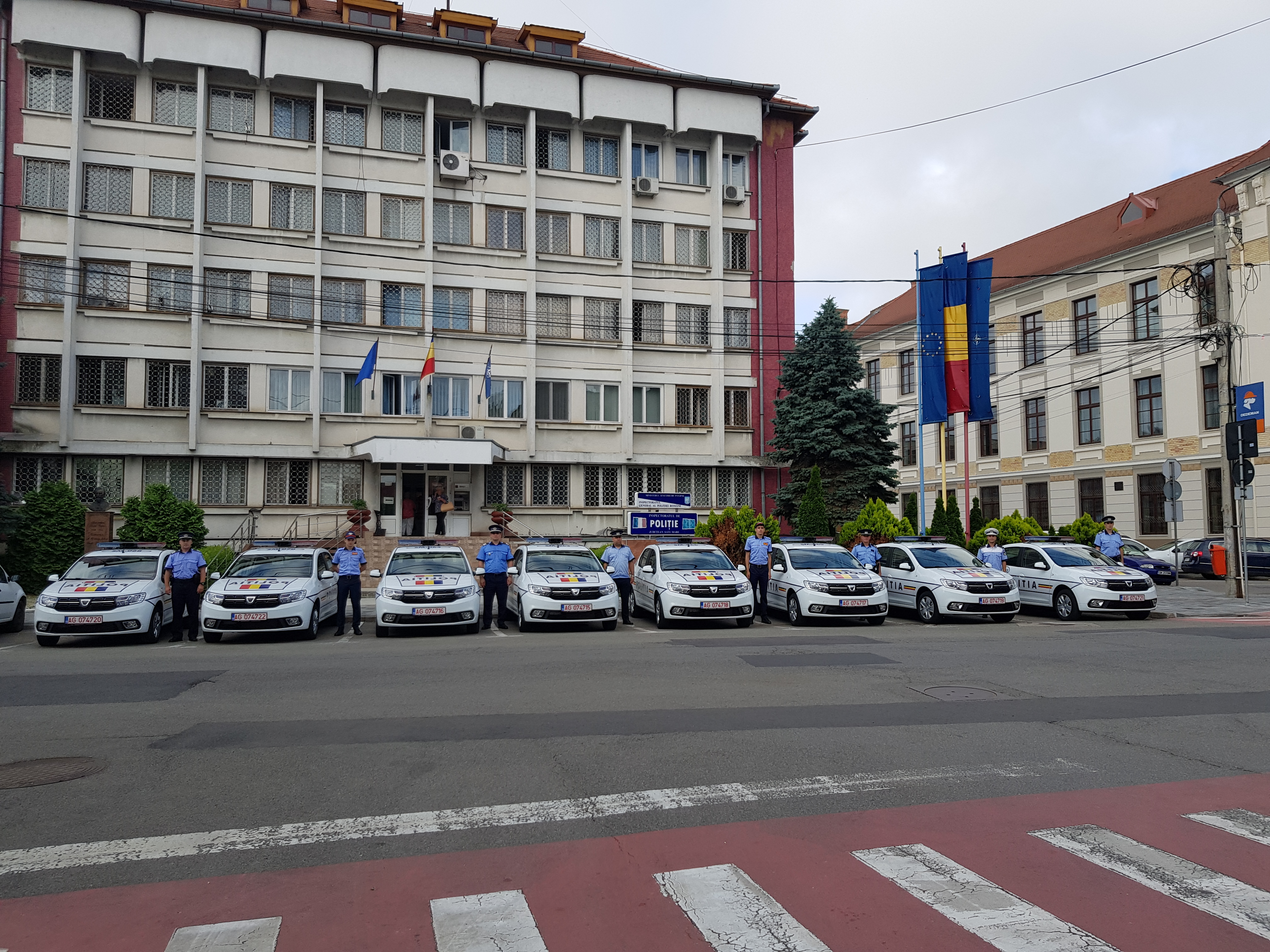 Ups! Nimeni nu a luat concursul pentru șefia Poliției Rutiere. Un candidat a luat nota 4 ;)