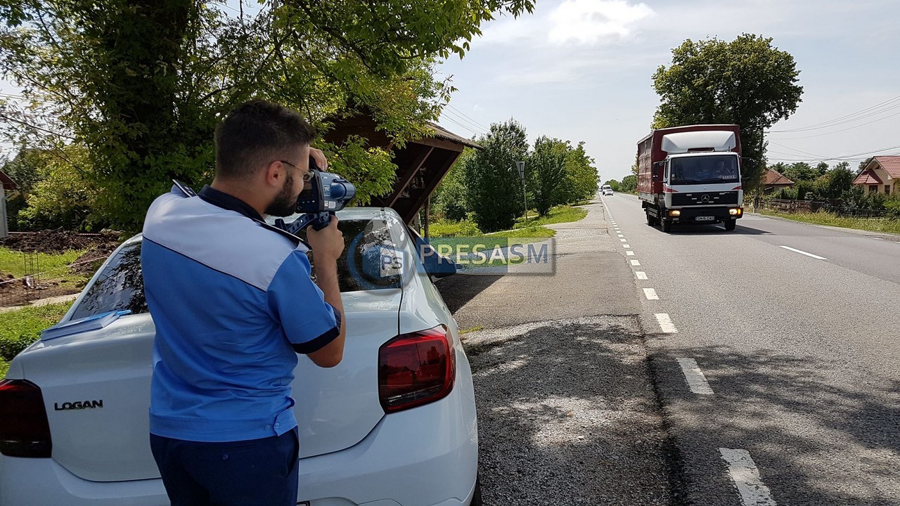 Zece aparate radar scoase de Poliția Rutieră pe șoselele județului