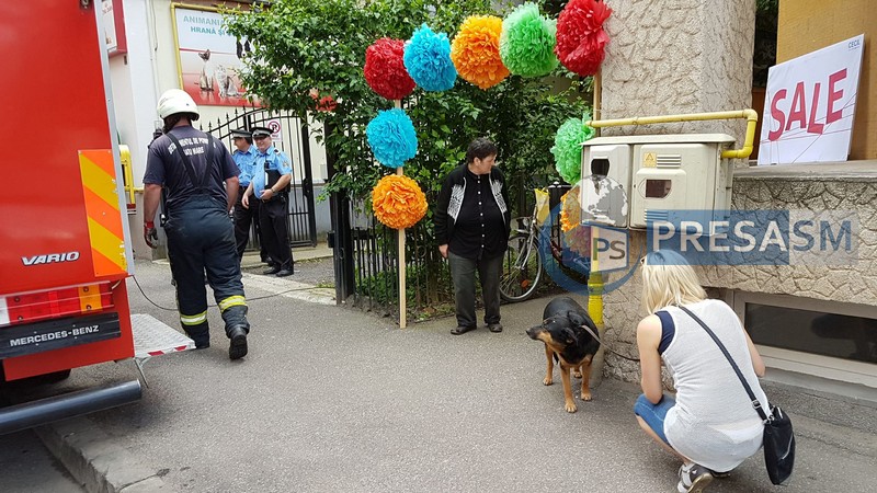 FOTO/VIDEO Intervenție inedită a pompierilor în centrul Sătmarului