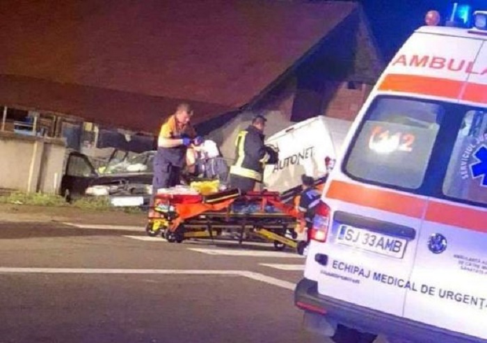FOTOGALERIE. Sătmărean implicat într-un accident cu doi morți și trei răniți grav