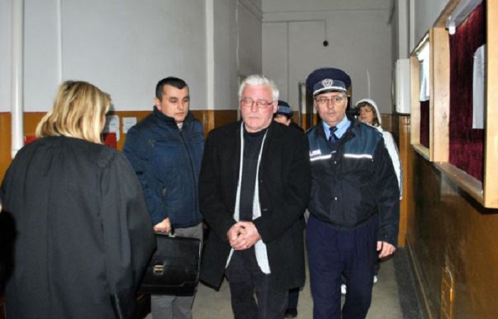 Condamnat la 3 ani, eliberat după 9 luni. Fost director APIA, pus în libertate