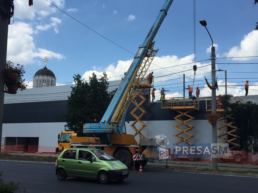 FOTOGALERIE. Mall-ul NEPI prinde contur! Deja s-au pus și pereții. Deschis în acest an